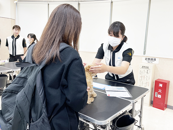 お客様をお迎えの準備！